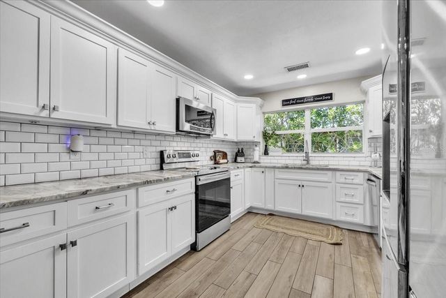 6723 AVENUE C, Sarasota, FL 34231