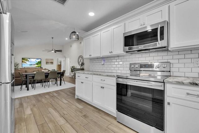 6723 AVENUE C, Sarasota, FL 34231