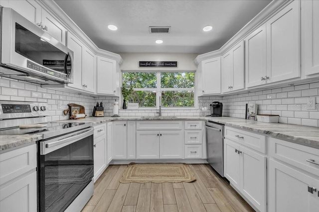 6723 AVENUE C, Sarasota, FL 34231