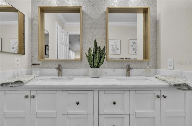 6723 AVENUE C, Sarasota, FL 34231