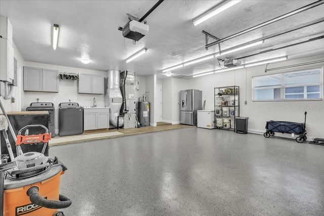 6723 AVENUE C, Sarasota, FL 34231