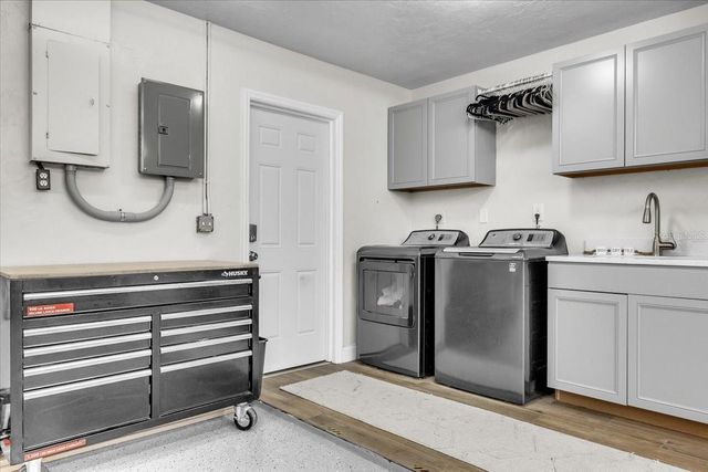 6723 AVENUE C, Sarasota, FL 34231