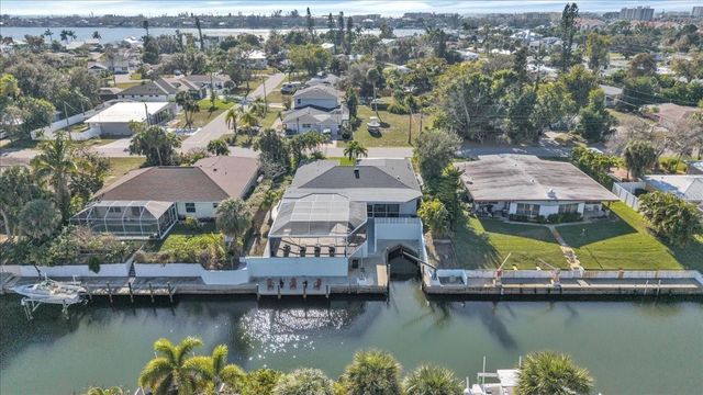 6723 AVENUE C, Sarasota, FL 34231