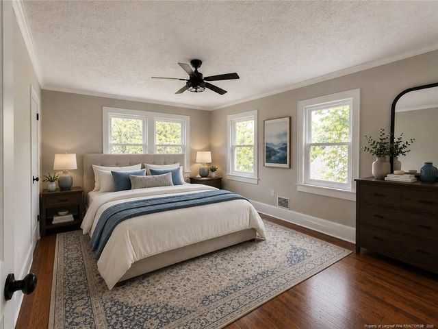207 Hillcrest Avenue, Fayetteville, NC 28305