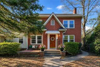 207 Hillcrest Avenue, Fayetteville, NC 28305