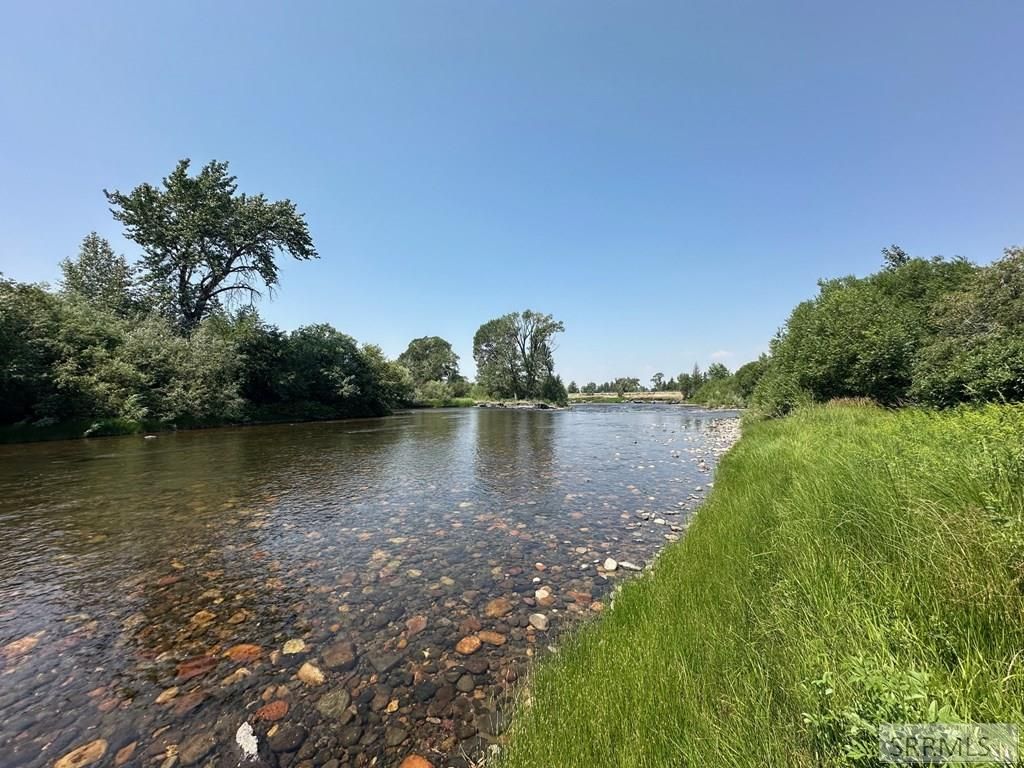 Image 27 of property listing at 3060 River Side Dr, Chester, ID 83421