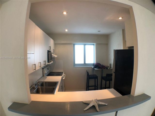1025 Alton Road 504, Miami Beach, FL 33139