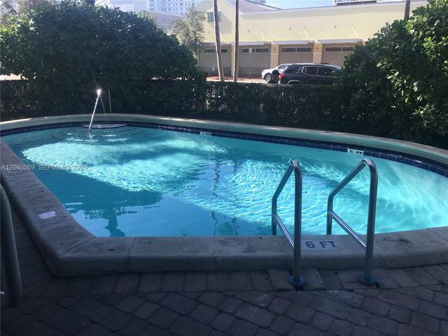 1025 Alton Road 504, Miami Beach, FL 33139
