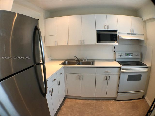 1025 Alton Road 504, Miami Beach, FL 33139