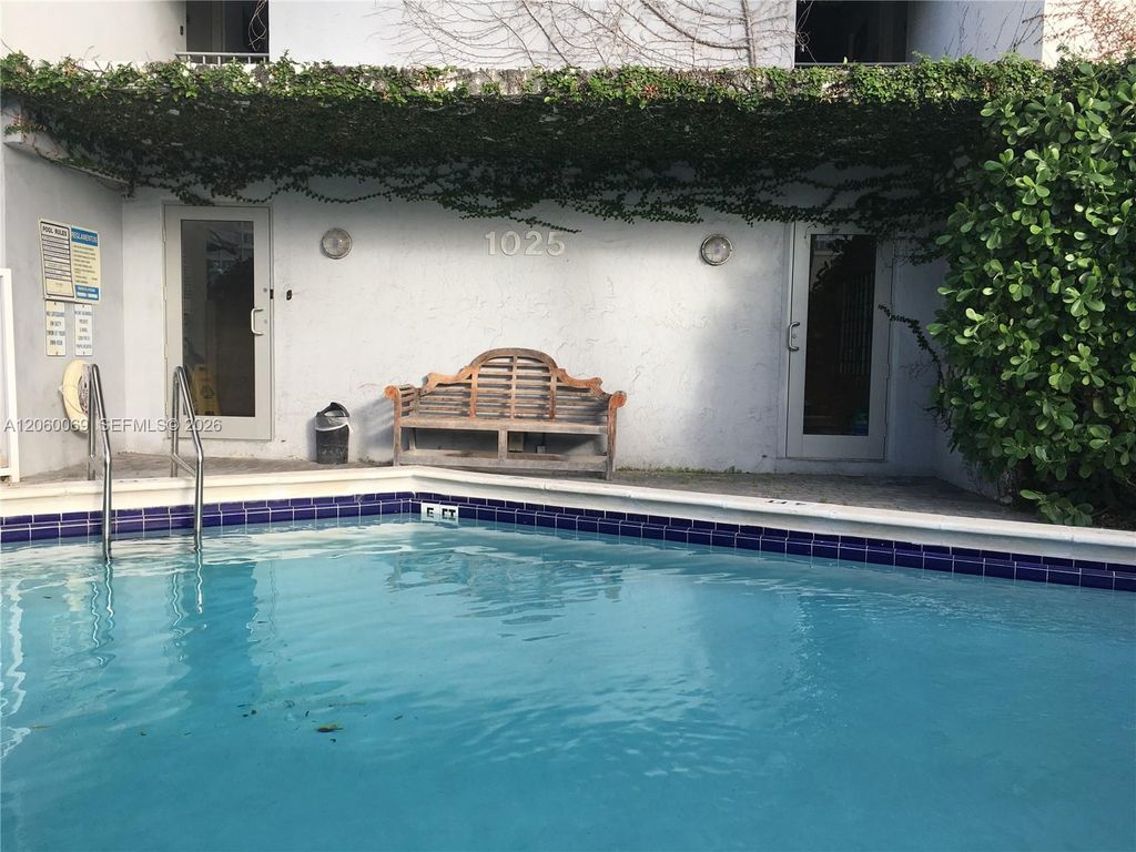 1025 Alton Road 504, Miami Beach, FL 33139