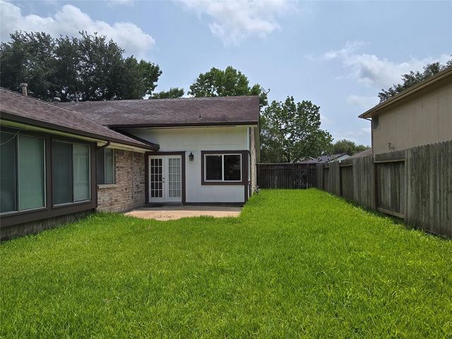 3434 Streamside Lane, Sugar Land, TX 77479