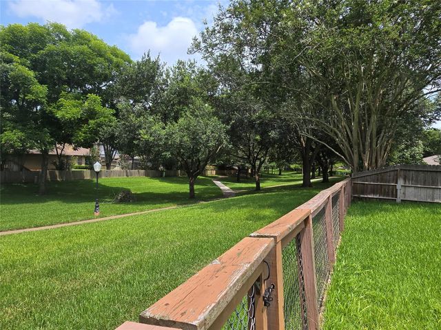 3434 Streamside Lane, Sugar Land, TX 77479