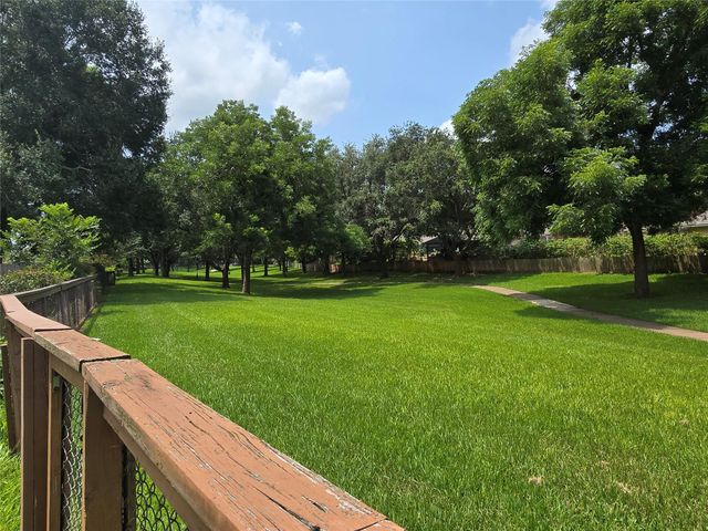 3434 Streamside Lane, Sugar Land, TX 77479