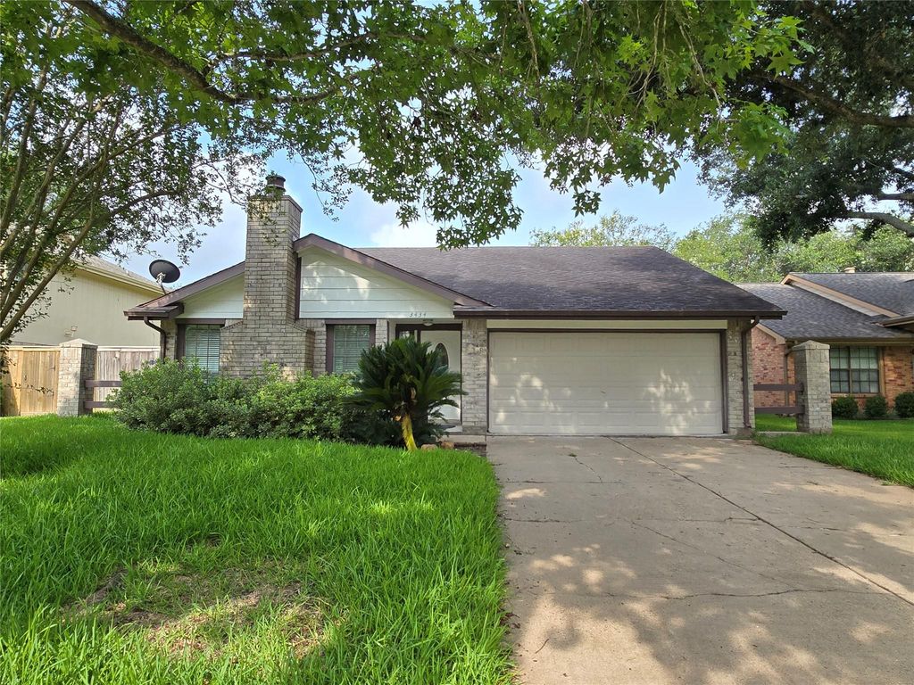 3434 Streamside Lane, Sugar Land, TX 77479