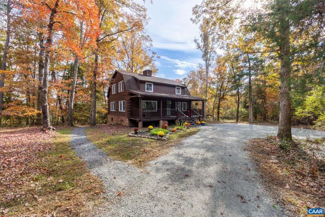 2395 MOUNTAIN BROOK DR, Charlottesville, VA 22902