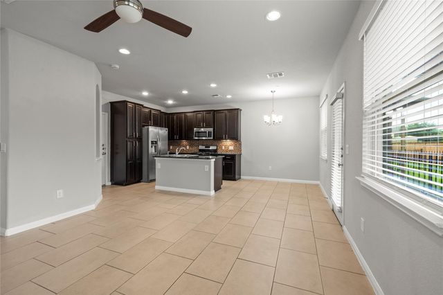 1001 Zodiac LN 38, Round Rock, TX 78665