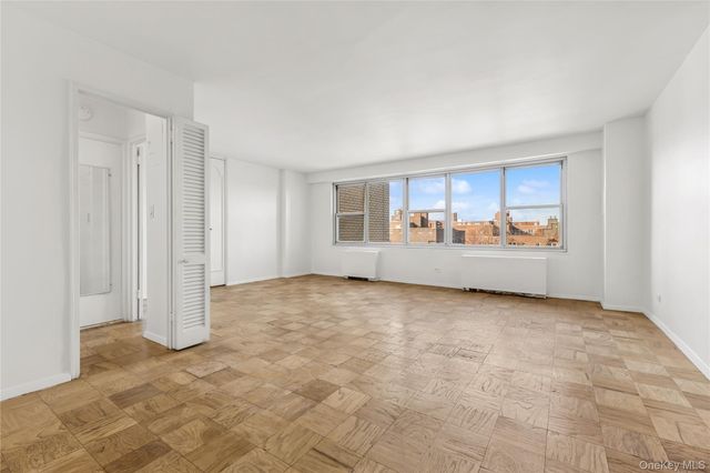 110-11 Queens Boulevard 8D, Forest Hills, NY 11375