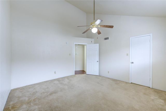 10811 Richmond Avenue 50, Houston, TX 77042
