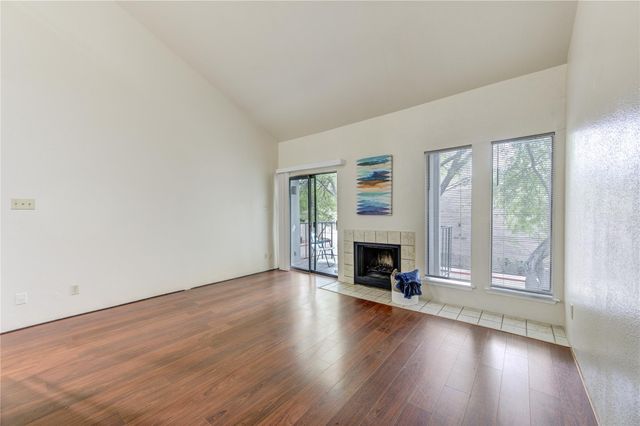 10811 Richmond Avenue 50, Houston, TX 77042