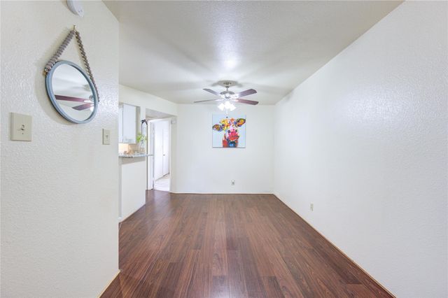 10811 Richmond Avenue 50, Houston, TX 77042