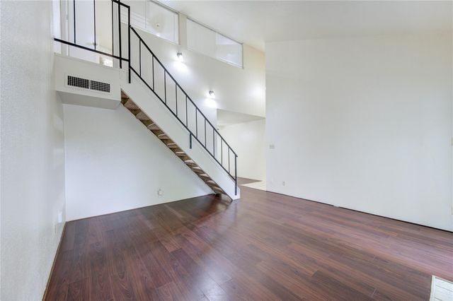 10811 Richmond Avenue 50, Houston, TX 77042