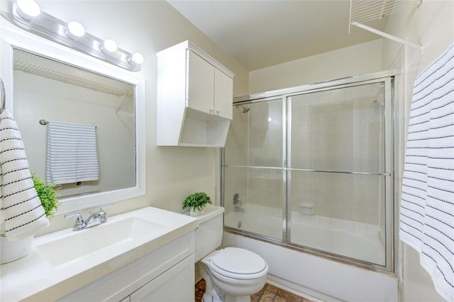 10811 Richmond Avenue 50, Houston, TX 77042