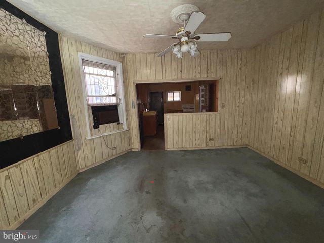 5813 PEMBERTON ST, Philadelphia, PA 19143