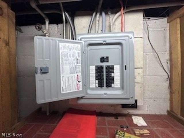 10801 Blossom Avenue, Parma, OH 44130