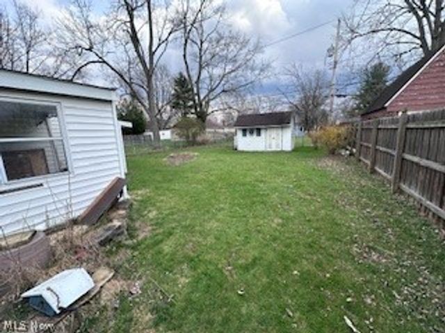 10801 Blossom Avenue, Parma, OH 44130