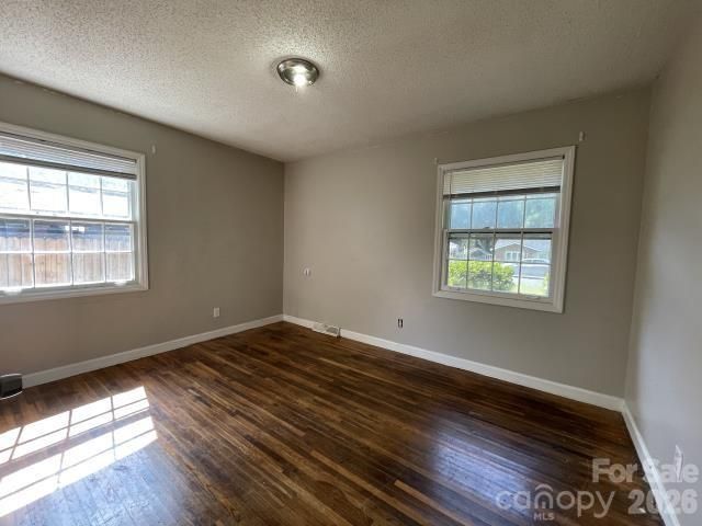 909 Carrington Drive, Charlotte, NC 28214