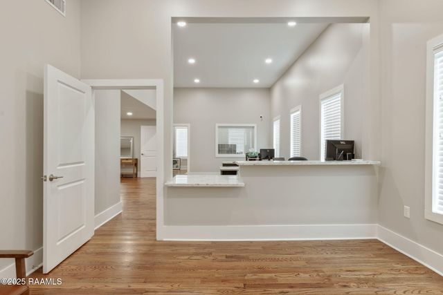 1210 Kaliste Saloom Road, Lafayette, LA 70508