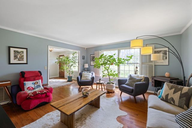 91 Carriage Hill, Signal Mountain, TN 37377