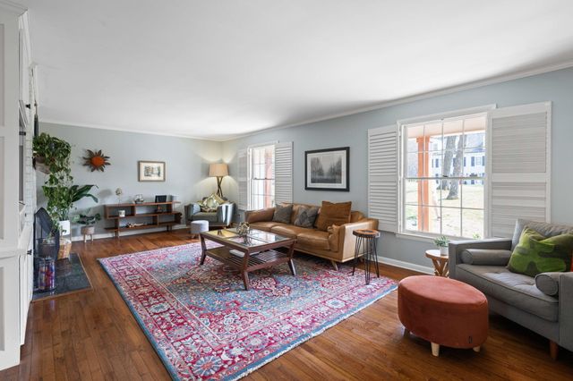 91 Carriage Hill, Signal Mountain, TN 37377