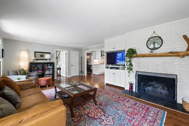 91 Carriage Hill, Signal Mountain, TN 37377