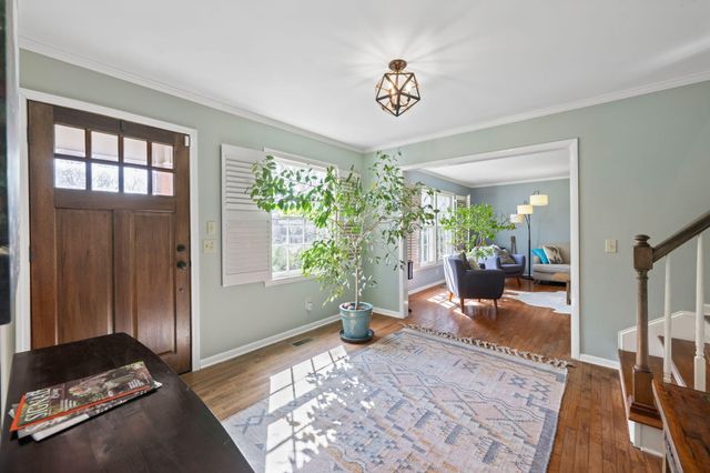 91 Carriage Hill, Signal Mountain, TN 37377