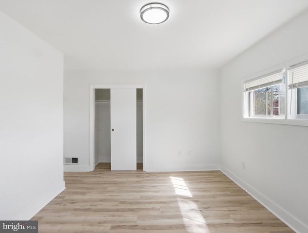 8653 HOERNER AVE, Parkville, MD 21234