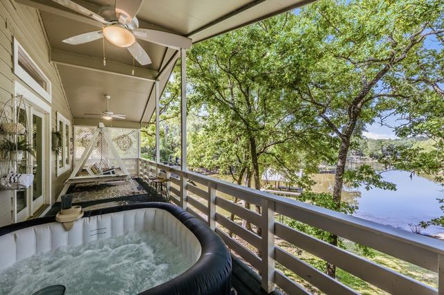 101 Tony Lane, Huntsville, TX 77320