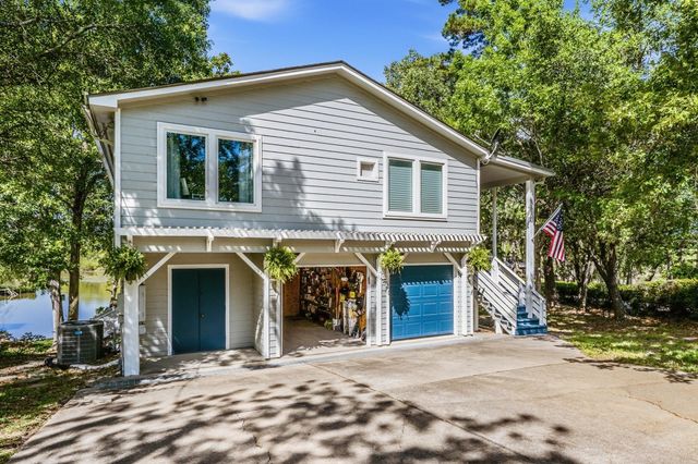 101 Tony Lane, Huntsville, TX 77320