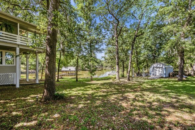 101 Tony Lane, Huntsville, TX 77320