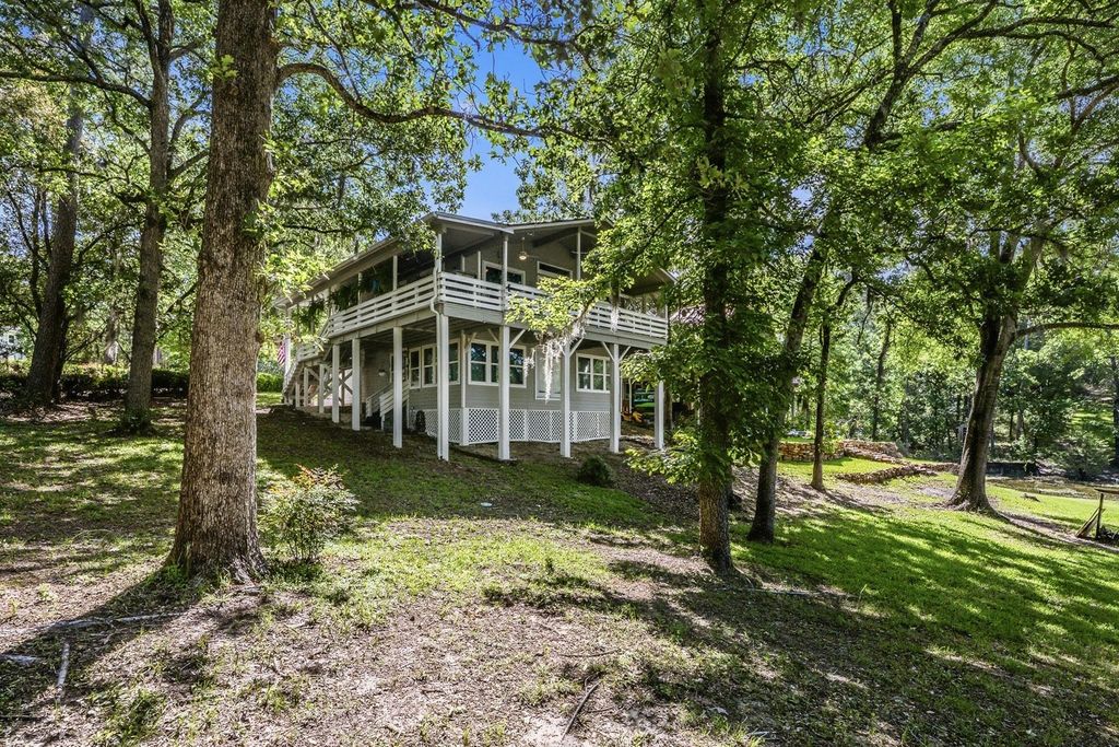 101 Tony Lane, Huntsville, TX 77320