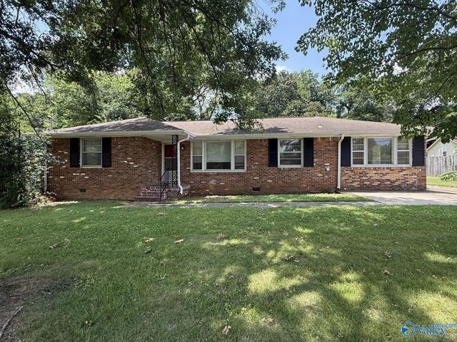 7620 Charlotte Drive, Huntsville, AL 35802