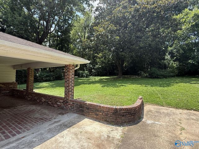 7620 Charlotte Drive, Huntsville, AL 35802