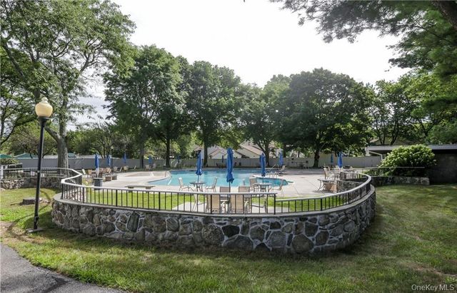 26 Dorset Court A, Yorktown Heights, NY 10598