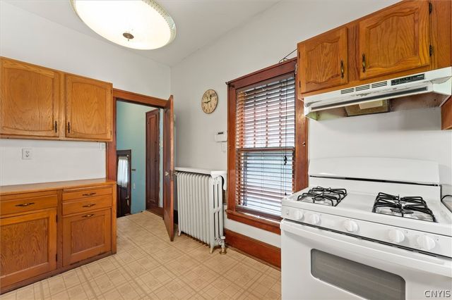 106 Orwood Place, Syracuse, NY 13208