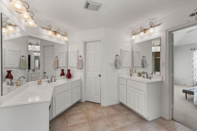 1846 Stacy Crest, Houston, TX 77008