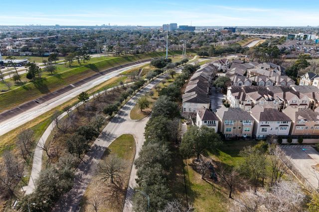 1846 Stacy Crest, Houston, TX 77008