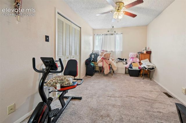 36 Wheatridge Drive, Pueblo, CO 81005