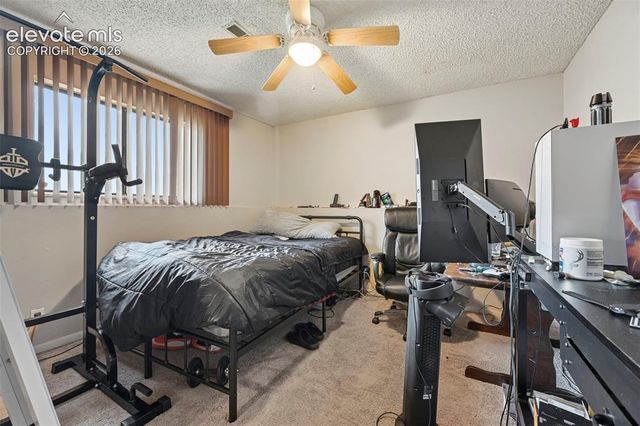 36 Wheatridge Drive, Pueblo, CO 81005