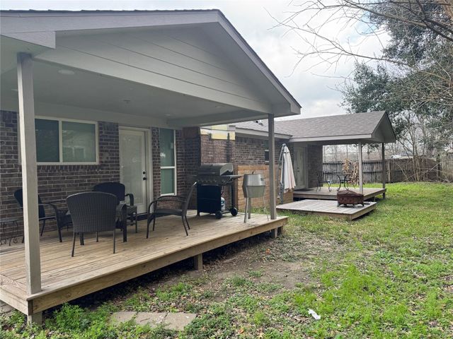 11514 Camphorwood Drive, Houston, TX 77089