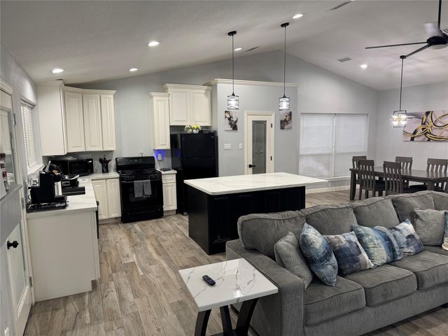 11514 Camphorwood Drive, Houston, TX 77089